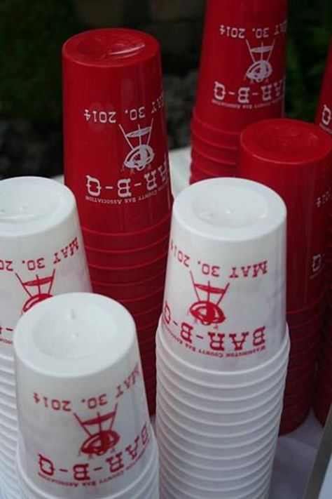 Custom Wedding Cups, Custom Party Cups, Wedding Stadium Cups, Family Reunion Favors, Custom Plastic Cups, Bachelorette Cups, Plastic Party Cups, Family Reunion Planning, Stadium Cups