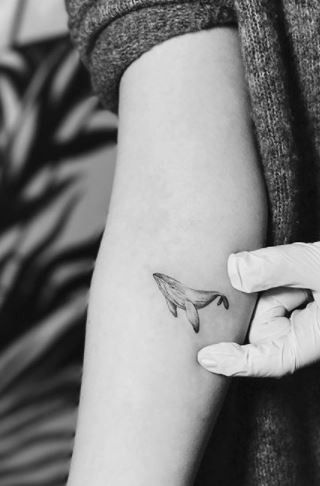 Whale Tattoo Ribcage, Whale Eye Tattoo, Ocean Micro Tattoo, Delicate Whale Tattoo, Small Humpback Whale Tattoo, Wale Tattoos Minimalist, Grey Whale Tattoo, Tiny Whale Tattoo, Humpback Tattoo