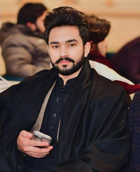 Pakistani Boys Pic, Mod Off Dp Image, Hussain Wallpaper, Boys Pic Stylish Dp, Stylish Boy Haircuts, Bewafa Photo Editing, Samantha Images, People Faces, Ya Hussain