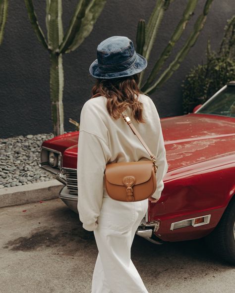 Denim Bucket Hat | Collage Vintage Jeans Bucket Hat Outfit, Jean Bucket Hat Outfit, Blue Bucket Hat Outfit, Denim Bucket Hat Outfit, Bucket Hats Women Outfit, Bucket Hat Street Style, Hat Street Style, Jean Bucket Hat, Outfits 30s