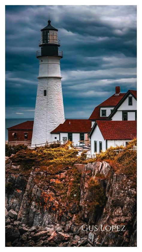 The Portland Head Lighthouse Beach Sculpture, Portland Head Lighthouse, Kids Church Decor, Sculpture Inspiration, Portland Head Light, Lighthouse Photos, Lighthouse Pictures, Marine Art, Light Houses