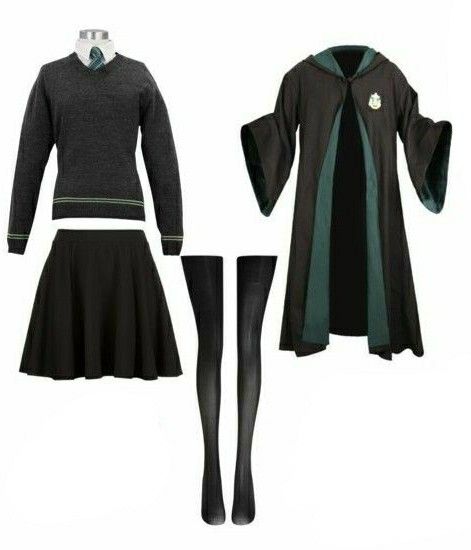 Slytherin Uniform Female, Slytherin Uniform, Harry Potter Cursed Child, Slytherin Clothes, Slytherin Outfit, Slytherin Fashion, Hogwarts Uniform, Hogwarts Outfits, Slytherin Pride