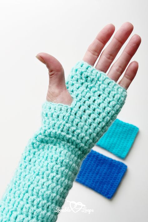 Make your own Easy Crochet Fingerless Gloves with this free pattern. Perfect for beginners. Written for small, medium, and large sizes. Crochet Easy Fingerless Gloves, Free Fingerless Gloves Pattern, Crocheted Fingerless Gloves Free Pattern, Crochet Fingerless Gloves Free Pattern Easy, Easy Things To Crochet For Beginners Step By Step, Easy Small Crochet Projects, Diy Fingerless Gloves, Easy Crochet Fingerless Gloves, Easy Cute Crochet