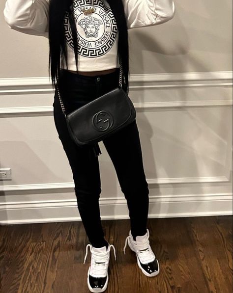 Outfits With Jordan 11 Gratitude, Black 11s Jordans Outfit, Jordan 11 Breds Outfit Women, Gratitude 11s Outfit Women, Gratitude Jordan 11 Outfit, Cute Outfits With Jordan 11, Black Jordan 11 Outfit Women, Black And White 11s Outfit, Concord 11 Outfit Women