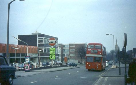 Wallington Surrey Sutton Surrey, Worcester Park, London Buses, Decker Bus, London History, Petrol Station, Double Decker Bus, Bus Coach, London Bus