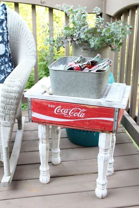 Booth Walls, Old Coke Crates, Coke Crate Ideas, Coca Cola Cooler, Crate Side Table, Repurposed Projects, Do It Yourself Decoration, Crate Decor, Display Tables