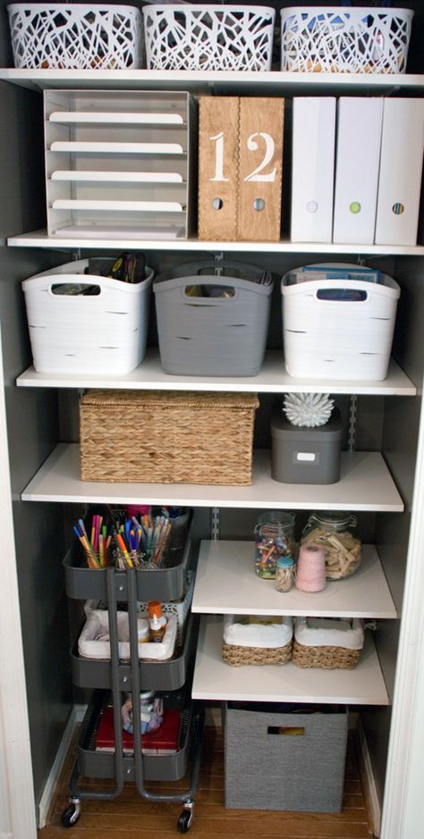 narrow-pantry-room-bar-cart-inside - Home Decorating Trends - Homedit Raskog Ikea, Organiser Son Dressing, Ikea Raskog, Organized Closet, Closet Office, Small Space Office, Guest Room Office, Office Crafts, Craft Room Office