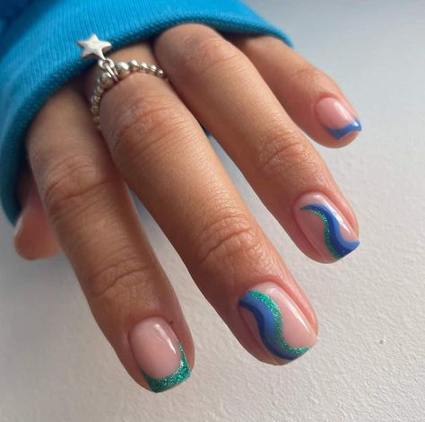 40 Cute Short Nail Designs We Can't Get Over Short Shellac Nails, Cute Short Nail Designs, Short Nails Summer, Summer Gel Nails, Cute Short Nails, Fall Nail Trends, Short Gel Nails, Manicure Inspiration, Short Nails Art