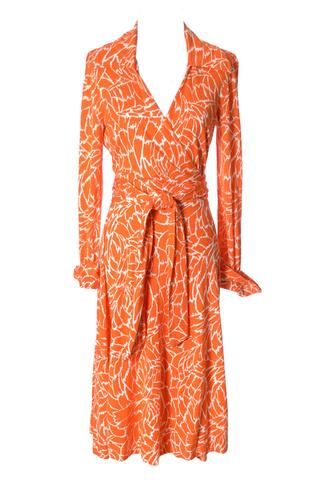 Diane Von Furstenberg 70s, Pattern Wrap Dress, Diane Von Furstenberg Wrap Dress, Vintage Wrap Dress, Dvf Wrap Dress, Vintage Dress Design, Vintage Vogue Sewing Patterns, Wrap Dress Pattern, Vogue Vintage