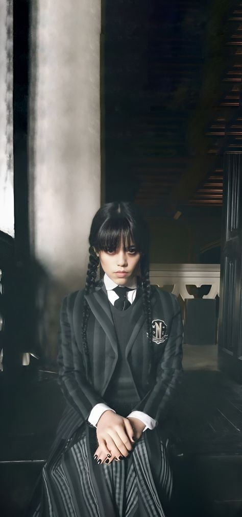 Wednesday Adams Photoshoot, Wendsday Adams Wallpaper, Wednesday Addams Photoshoot, Wednesday Wallpaper, Wednesday Addams Cosplay, Wednesday Addams Costume, Boyish Outfits, Addams Family Wednesday, Disney Princess Makeover