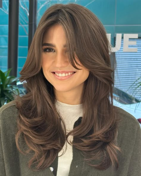 2024 Haircuts For Women Long Hair, Certain Bangs Long Hair, Long Brown Hair With Curtain Bangs, Curtains Bangs Long Hair, Long Hair Ideas For Women, Best Haircut For Long Hair, Curtain Bangs Brown Hair, Birthday Haircut, Brown Balayage Highlights