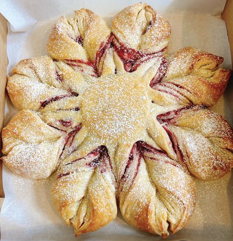 Sourdough Star Bread – Fresh Foodie Mama Pantry Mama Star Bread, Sourdough Star Bread, Cranberry Orange Cream Cheese, Nutella Star Bread, Pantry Mama, Sourdough Brioche, Cream Cheese Swirl, Orange Cream Cheese, Star Bread