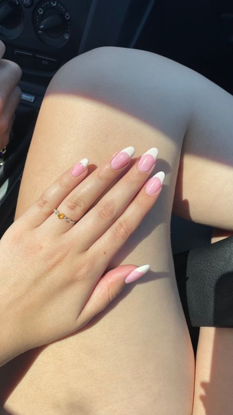 Creamy Pink French Tip Nails, Almond French Tip Nails Pink Base, Pink And White Almond Nails French Tip, Pink Undertone French Nails, Pink Nail White Tip, White And Pink Nails French, French Tip Nails Pink Base, French Tip Nails Pink And White, Pink Base French Tip Nails