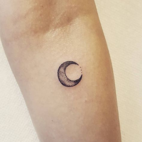 Little handpoked crescent moon  for Briana's first tattoo, thank you for trusting me with this. 🌜 #handpokers #machinefreetattoo  #tattoo #flash #ink #vancouver #liquidamber #tattooapprentice #tiny #delicate #dotwork #blackwork #details #westcoast #moon #firsttattoo #radclients #custom #crescentmoontattoo #design #art #illustration Small Black Tattoos, Tattoos Dotwork, Tattoos Moon, Celestial Tattoo, Crescent Moon Tattoo, Moon Tattoos, Creative Tattoo, Mom Ideas, Tattoo Apprentice