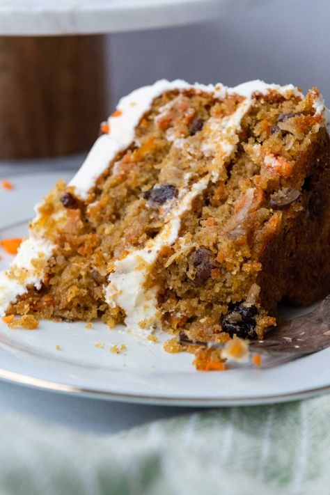 Almond Flour Carrot Cake, Carrot Cake Recipe Easy, Almond Flour Cakes, Gluten Free Carrot Cake, Easy Carrot Cake, Baking With Almond Flour, Healthy Carrot Cakes, Vegan Carrot Cakes, Best Carrot Cake