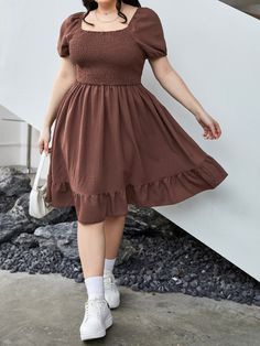 Chubby Outfits, Chubby Outfit Ideas, Chubby Girl Outfits, Dress For Chubby, Plus Size Short Dresses, Chubby Style, Chubby Fashion, Plus Size Outfit, Ruffle Hem Dress