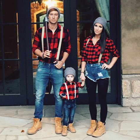 Family Costumes With Baby, Lumberjack Halloween, Halloween Costumes With Baby, Family Halloween Costumes With Baby, Costumes With Baby, Lumberjack Costume, Family Costumes For 3, Matching Family Halloween Costumes, Family Themed Halloween Costumes