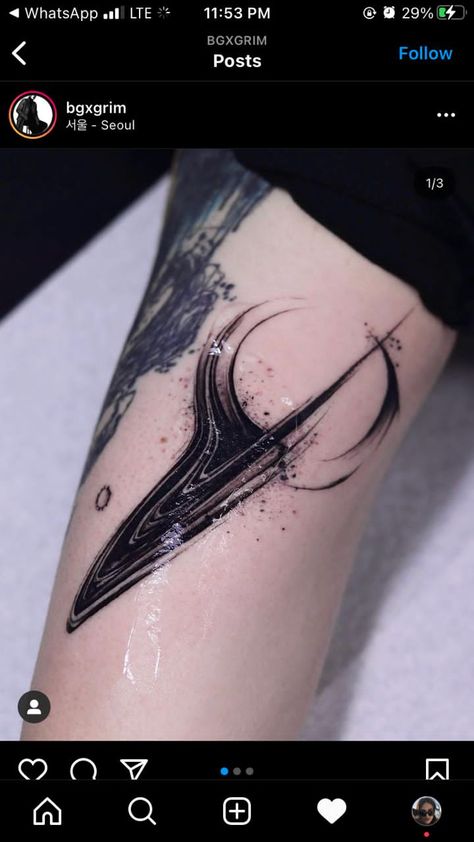 Black Hole Tattoo, Astronomy Tattoo, Nerd Tattoo, Universe Tattoo, Galaxy Tattoo, One Piece Tattoos, Space Tattoo, Elegant Tattoos, Tattoo Set