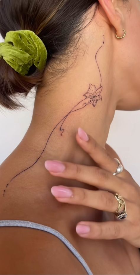 Fine Line Floral, Watercolor Tattoo Ideas, Small Pretty Tattoos, Small Tattoos Simple, Full Body Tattoo, Pretty Tattoos For Women, Dainty Tattoos, Girly Tattoos, Subtle Tattoos