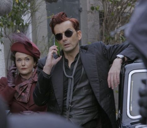 David Tennant as Crowley in season 2 of Good omens #goodomens #davidtennant #crowley Crowley Season 2, David Tennant Crowley, Crowley Good Omens, Baby Grill, Good Omens Book, Ineffable Husbands, Terry Pratchett, Good Omens, Michael Sheen