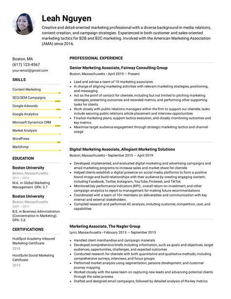 Not sure how to write your resume to showcase your skills to potential employers? Don't worry! Check out our resume examples, resume templates, and career advice at https://www.easyresume.io/examples Content Creator Resume, B2c Marketing, Marketing Resume, Life After College, Media Relations, Post Grad, After College, Marketing Tactics, Marketing Professional