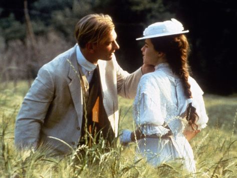 Best Period Piece Movies of All Time, Ranked by Critics Period Drama Couples, Period Piece Aesthetic, Period Dramas Aesthetic, Period Drama Romance, Cottagecore Movies, Period Drama Aesthetic, Historical Romance Movies, Period Romance Movies, Merchant Ivory