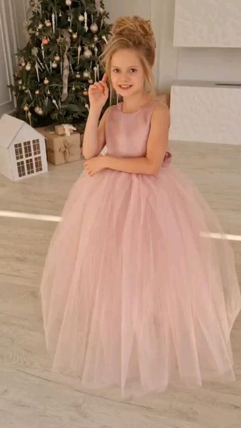 Flower Girl Dresses Light Pink, Satin Princess Dress, Flower Girl Dress Satin, Tutu Flower Girl Dress, Blush Flower Girl Dresses, Girls Dresses Diy, Wedding Dresses For Kids, Pink Flower Girl Dresses