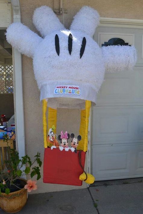 Pinata Mickey Mouse, Mickey Mouse Pinata, Minnie Mouse Clubhouse, Mickey Mouse Birthday Decorations, Mickey Clubhouse, Mickey Mouse Themed Birthday Party, Mickey Mouse Clubhouse Birthday Party, Mickey Mouse Clubhouse Party, Mickey Mouse Clubhouse Birthday