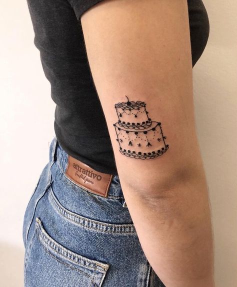 15 Cute Birthday Cake Tattoos Ideas That Are Sentimental & Sweet Tattoo Birthday Cake, 21st Birthday Tattoo Ideas, Baking Tattoo Ideas Unique, Tattoo Cake Ideas, Bday Tattoo Ideas, Folky Tattoos, Strawberry Cake Tattoo, Vintage Cake Tattoo, Slice Of Cake Tattoo