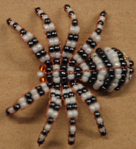 Beaded Spider Pattern, Bead Pets Pattern, Pony Bead Animals, Beaded Bugs, Pony Bead Projects, Pony Bead Crafts, Spider Crafts, Spider Jewelry, Seed Bead Crafts