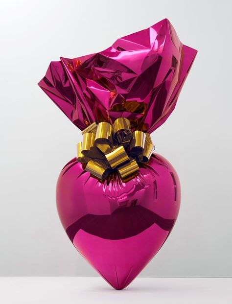 Jeff Koons | Artist Profile, Exhibitions & Artworks | Ocula Jeff Koons Art, Rudolf Stingel, Estilo Kitsch, Art Fair Booth, Franz West, Gagosian Gallery, Art Fairs, Jeff Koons, Jim Beam