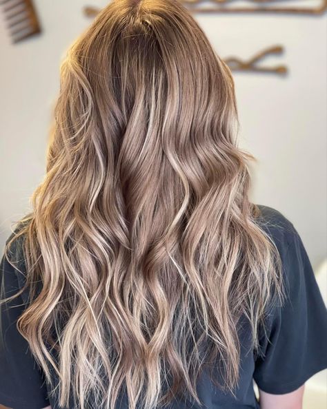 Brown With Dimension, Hair Dimension, Amika Hair Products, Low Maintenance Hair, Beauty Makeup Tips, Hair Stuff, Color Inspo, Hair Inspo Color, Color Hair