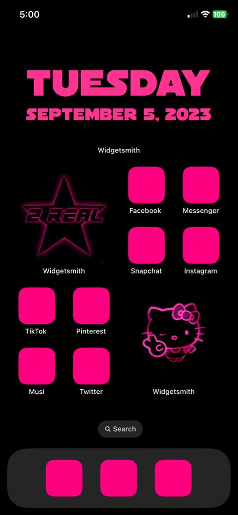 Phone Widget Inspiration, Y2k Pink Homescreen, Pink Y2k Homescreen Layout, Phone Set Up Ideas, Iphone Lockscreen Design, Homescreen Layout Iphone Organized, Baddie Iphone Layout, Pink Y2k Phone Layout, Mcbling Phone Layout