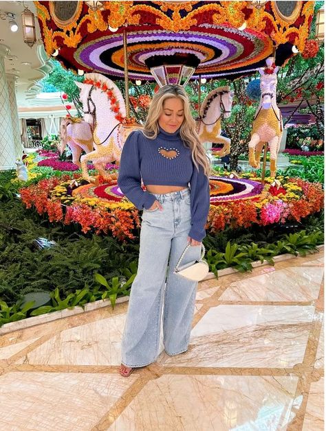 Vegas Valentines Day, Vegas Day Outfit, Las Vegas Outfits Winter, Trip Outfit Ideas, Bachelorette Vegas, Las Vegas Outfit, Trip Outfit, Wynn Las Vegas, Vegas Style