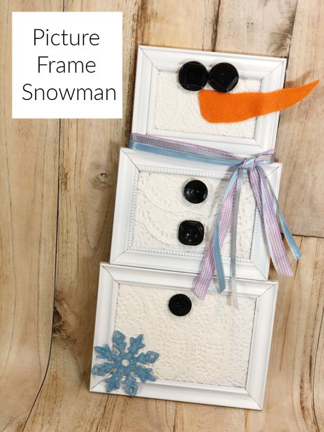 Diy Grinch Wreath, Simple Picture Frames, Grinch Christmas Door, Glamping Christmas, A Grinch Christmas, Snowman Creative, Diy Grinch, Paper Picture Frames, Grinch Wreath