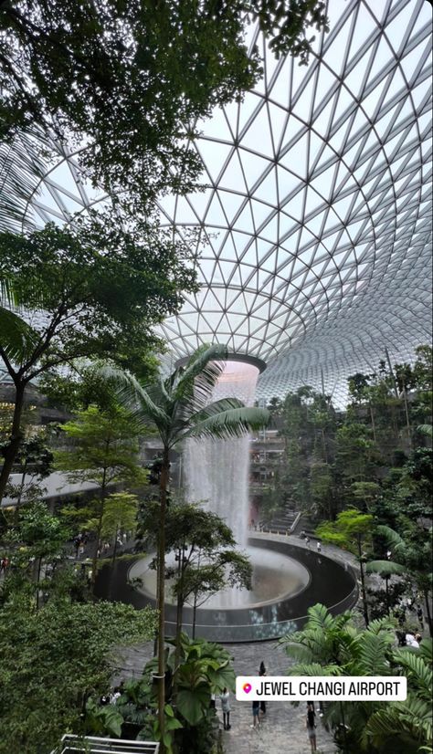 Singapore Airport Snapchat, Singapore Snapchat Stories, Singapore Snapchat, Airport Snapchat Stories, Airport Snapchat, Singapore Airport, Catch Flights, Adventure Bucket List, Travel Pics