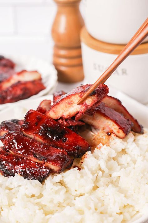 Chicken Char Sui, Char Siu Chicken Recipe, Two Plaid Aprons, Char Sui Recipes Chicken, Chicken Char Siu, Chicken Thigh Fillet Recipes, Chicken Barbeque, Chicken Hoisin Sauce, Char Siu Chicken