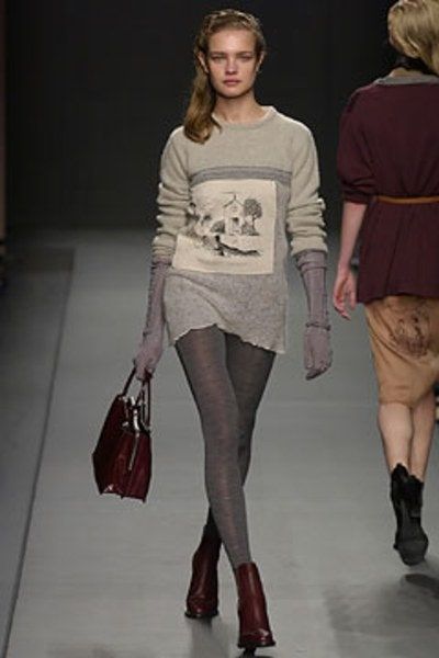 Miu Miu Fall 2003 Ready-to-Wear Collection - Vogue Mui Mui, Tights And Heels, Stocking Tops, Classic Dress, Black Tights, Casual Fits, Online Clothing, Fashion Pants, Miu Miu