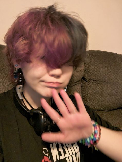 $12 arctic fox dye 
(purple af) Purple Hair Nonbinary, Dark Purple Hair Short, Boys Dyed Hair, 2024 Haircut, Alt People, Purple Hair Dye, Short Purple Hair, Dyed Tips, Dyed Hair Men