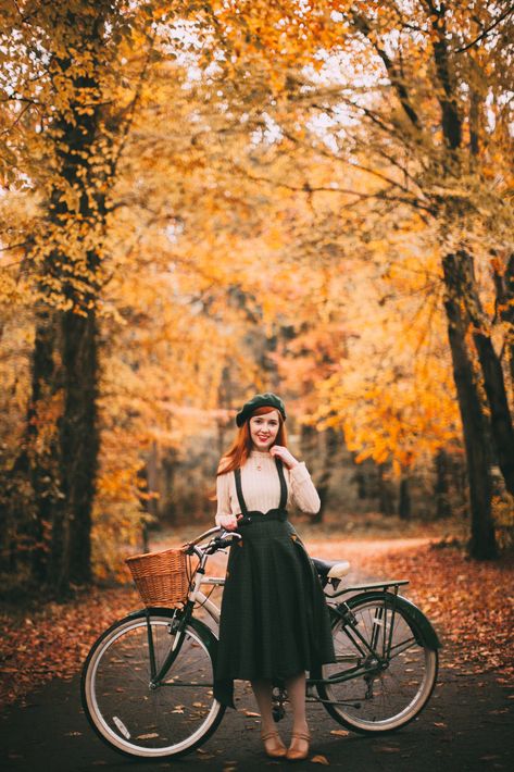 emmy bike ride-16 Curated Wardrobe, Old Dress, Fall Shoot, Ride A Bike, Bike Photography, Retro Pin Up, Halloween Photoshoot, Bicycle Girl, Cycling Art