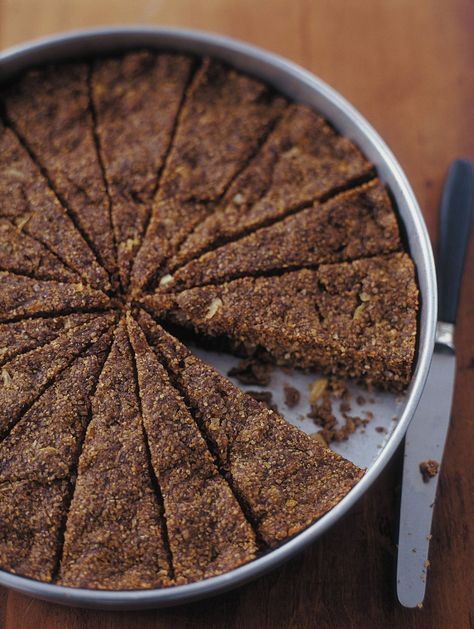 Recipe for baked bulgur-ground meat pie - The Boston Globe Baked Kibbeh Recipe, Baked Kibbeh, Lebanese Dishes, Kibbeh Recipe, Arab Food, Middle East Recipes, Arabian Food, Meat Dish, Lebanese Cuisine