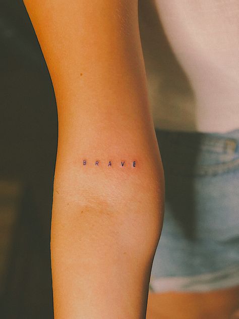 Feel Tattoo, Radiant Tattoo, Tato Dengan Makna, Tattoo Minimal, Elbow Tattoos, Petite Tattoos, Small Hand Tattoos, Classy Tattoos, Discreet Tattoos