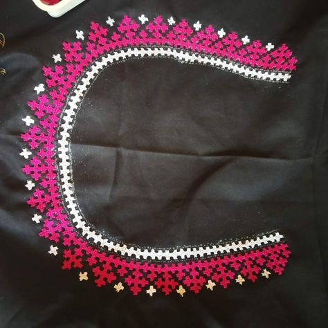 Kutch Work Designs Blouses Simple, Simple Embroidery Blouse Designs, Kachi Work Blouse, Kutch Work Designs Blouses, Simple Embroidery Blouse, Kachi Work, Kutch Embroidery, Kutch Work Designs, Simple Hand Embroidery Patterns