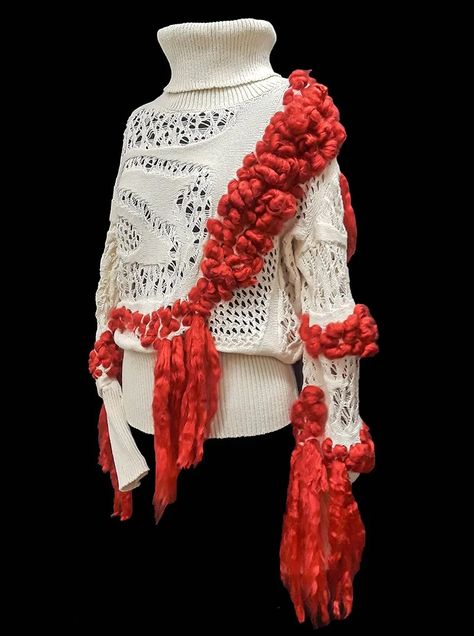 A Level Textiles, Knitted Fashion, Sculptural Fashion, Future Of Fashion, Stil Boho, Knitwear Fashion, Textiles Fashion, Knitwear Design, Sweater Design