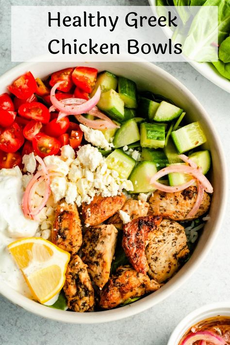 Healthy Ish Dinner Recipes, Veggie Chicken Bowl, Greek Bowl Chicken, Green Chicken Bowl, Healthy Couple Meals, Marinated Chicken And Veggies, Chicken Tender Meal Prep, Healthy Greek Chicken Bowls, Greek Style Meal Prep