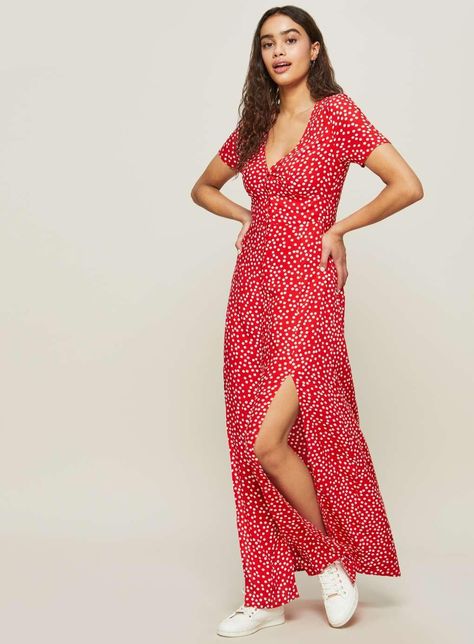 Red Polka Dot Maxi Dress - Miss Selfridge US Polka Dot Maxi Dress, Petite Maxi Dress, Red Polka Dot Dress, Mode Hippie, Polka Dot Maxi Dresses, Blouson Sleeve, Fashion Attire, Red Polka Dot, Nyc Fashion