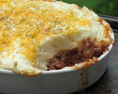 Shepherd's Pie - ground beef, zucchini, mashed potatoes, cheese - Amanda's Cookin' Recipe With Mashed Potatoes, Hamburger Pie Recipes, Hamburger Pie, Hamburger Casseroles Recipes, Deer Recipes, Deer Meat Recipes, Shepherds Pie Recipe, With Mashed Potatoes, Venison Recipes