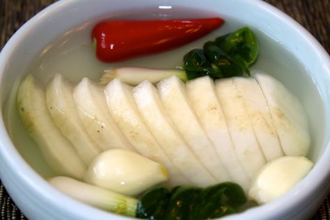 Water Kimchi, Korean Vegetarian Recipes, Korean Vegetarian, Kimchi Cabbage, Korean Radish, Food Is Good, Kimchi Recipe, K Food, Pickled Veggies