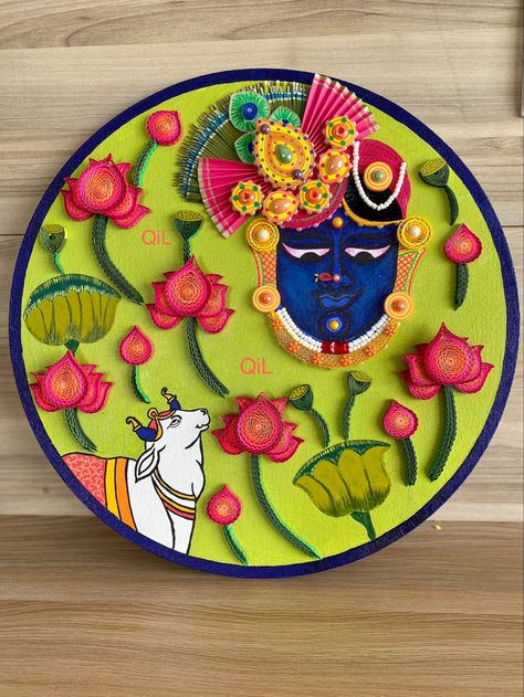 Shrinathji Pichwai Paintings, Painting With Paper, Pichwai Painting, Paper Quilling Patterns, Pichwai Paintings, Quilling Patterns, Paper Painting, Quilling Art, Canvas Paper