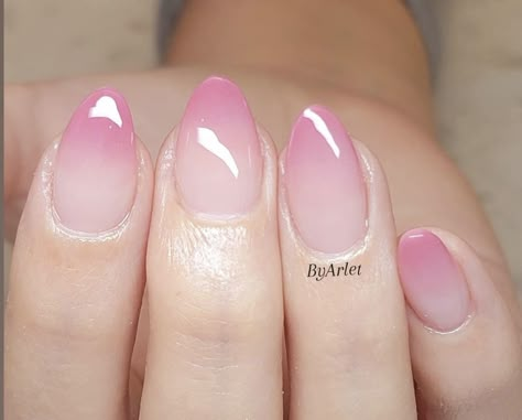 Milky Pink Ombre Nails, Light Pink Ombre Nails Almond, Ombré Nail Art, Blush Ombre Nails, Peach Ombre Nails, Ombre Pink Nails, Ongles Design, Ombré Nails, Light Pink Nails